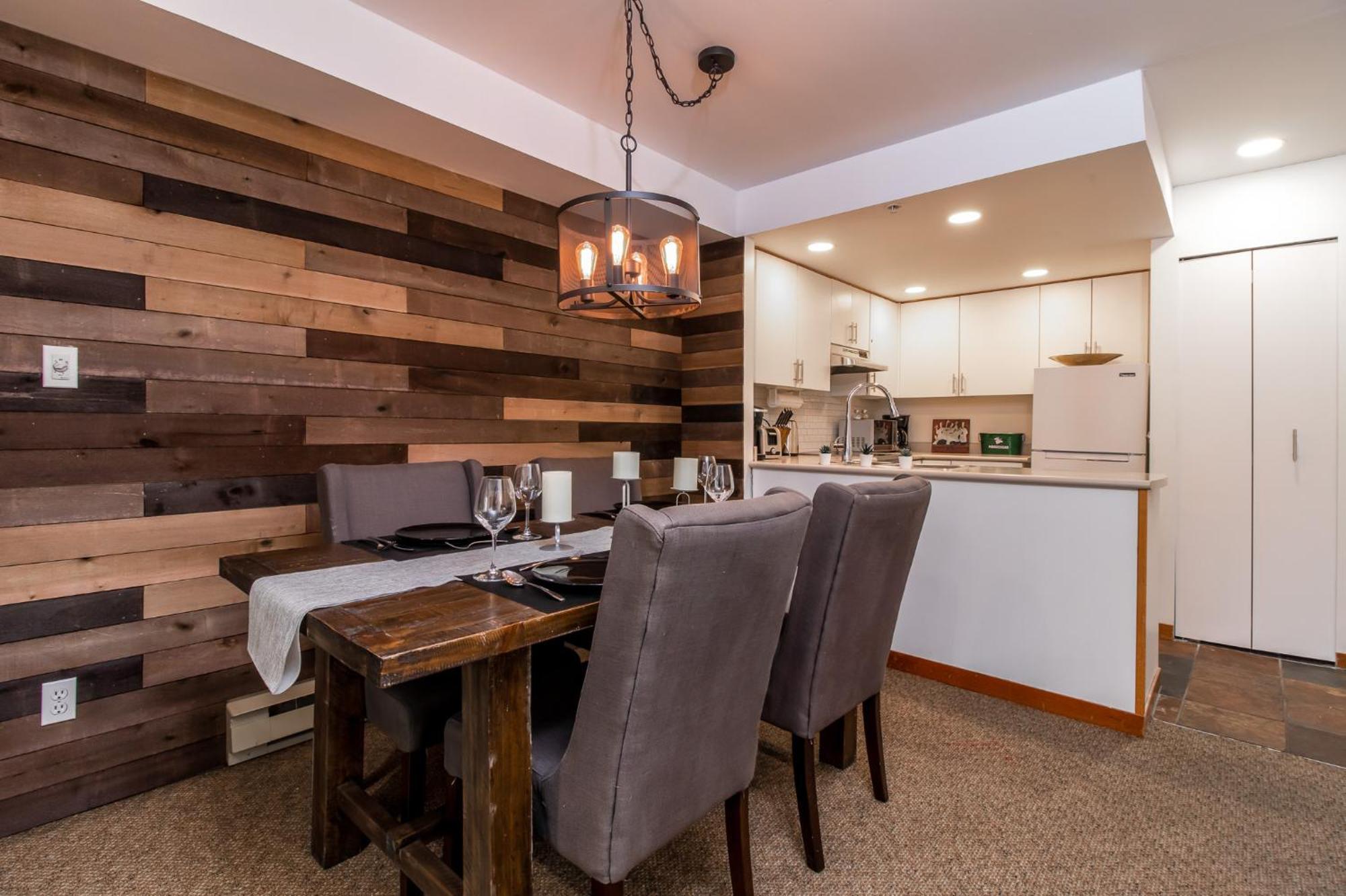 Apartament Creekside Slopeside 1Br With Pool, Hot Tub, Bbq Whistler Zewnętrze zdjęcie